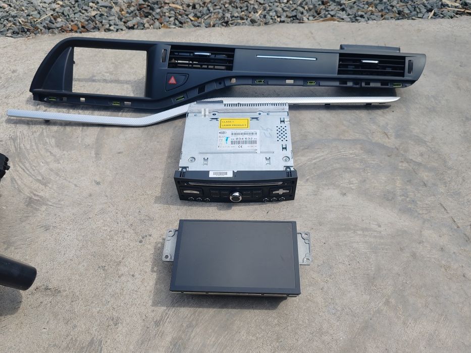 Unitate navigație display Citroen C5 800lei