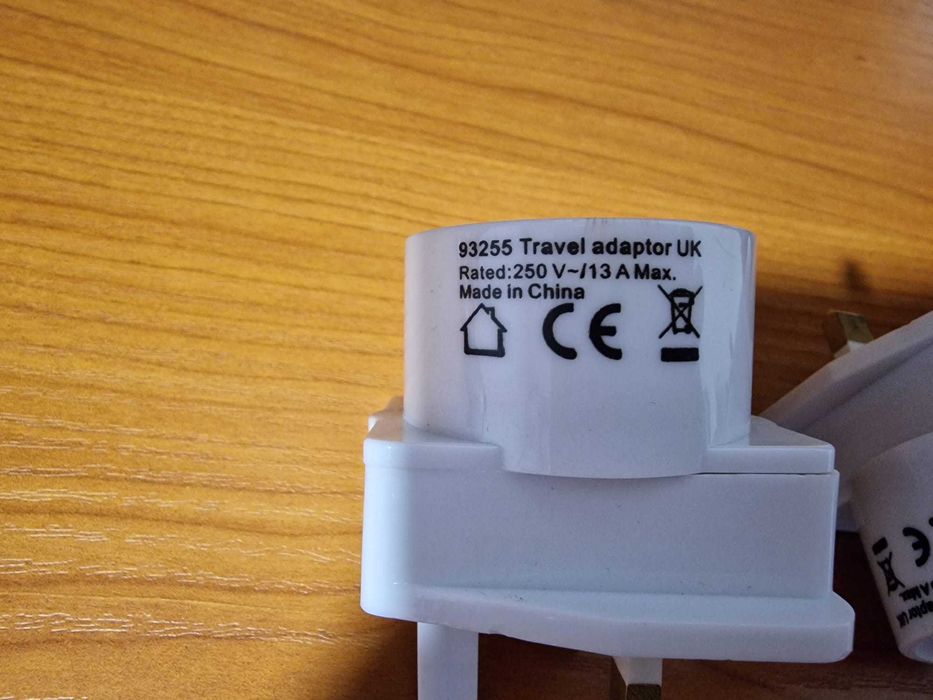 Adaptoare alimentatoare priza UK Anglia Arabia etc