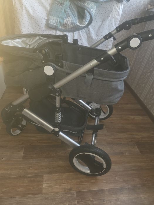 Коляска б/у для детские х