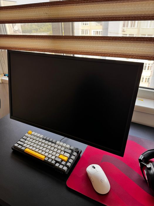 Продам монитор zowie 240 hz в идеальном состоянии с гарантией