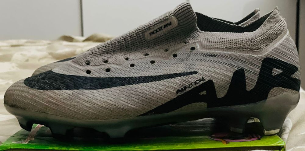 Продам сороконожки бутсы