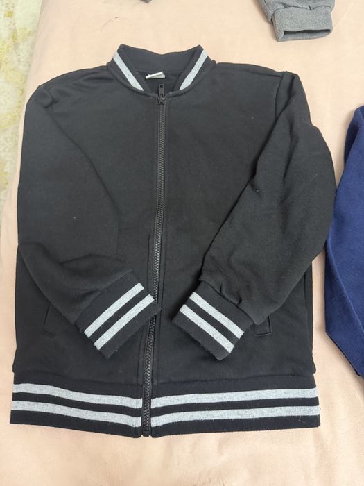 Продам детские вещи