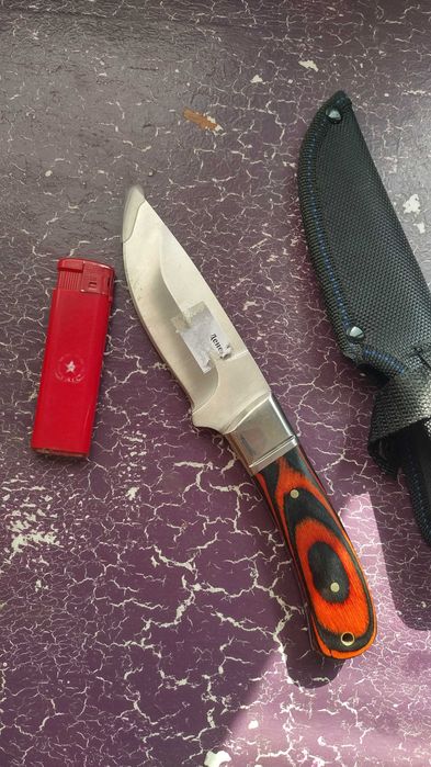 Ловен нож за дране и колекционерски запалки