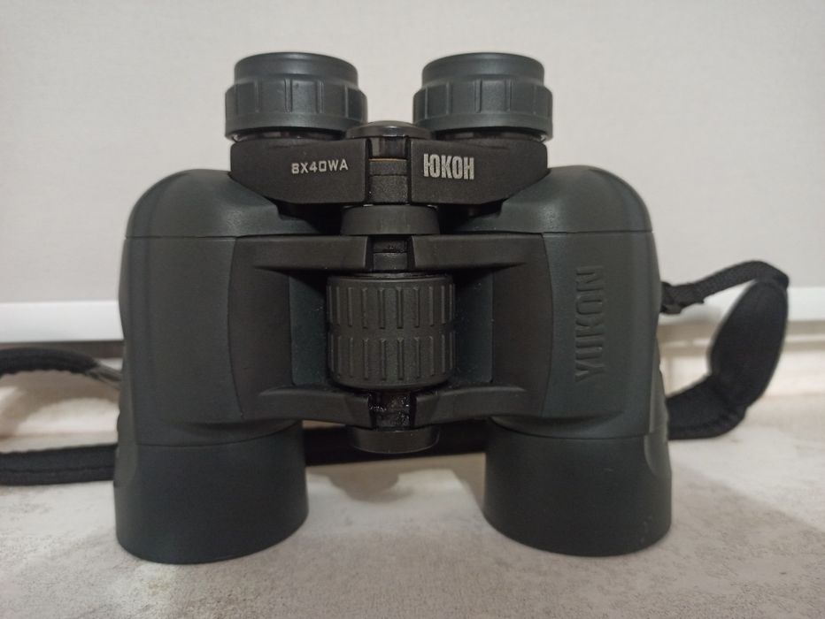 Бинокль Yukon 8x40wa