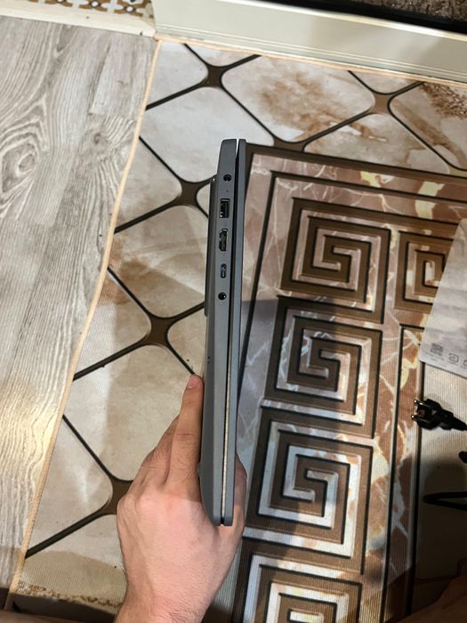 Продам Ноутбук LENOVO