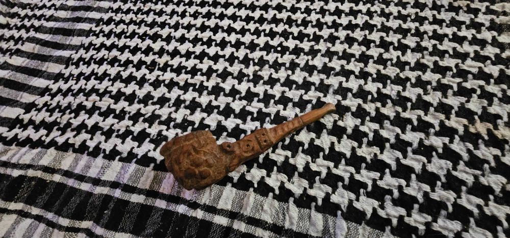 pipa  de fumat lucrata  manual