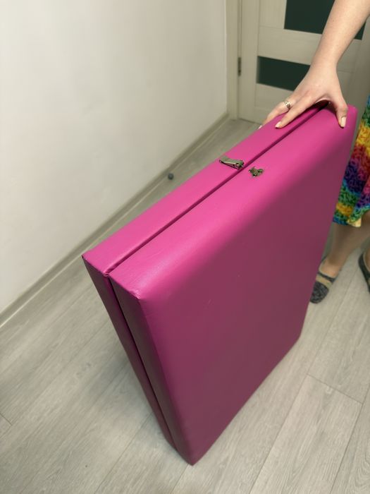 Кушетка для салона