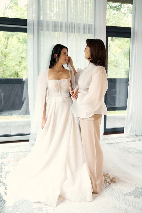 Продам свадебное платье б/у