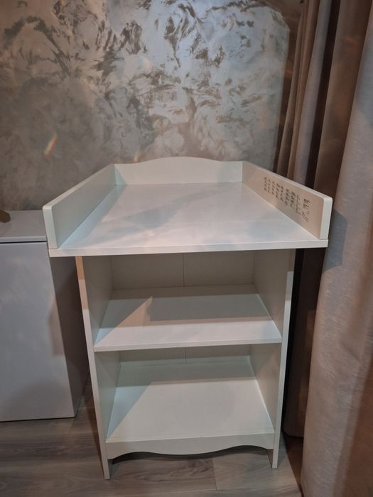 Masa de infasat bebe