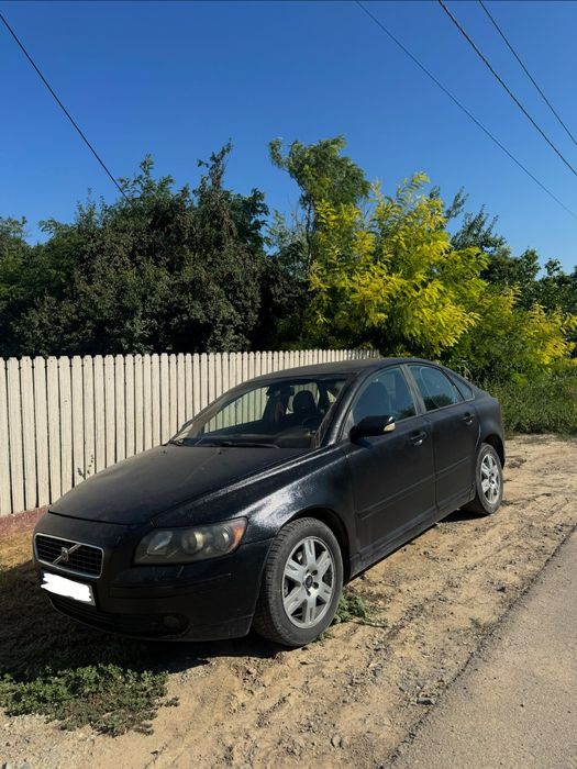 Mă vinde Volvo s 40