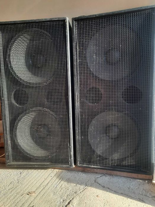 Basi Dublii 18'' 700/1400W Foarte putin folosit!!!