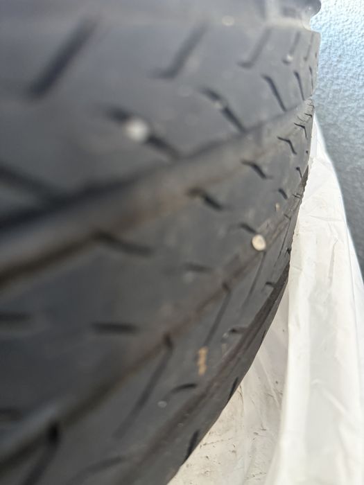 Continetal Ecocontact 6q 215/60/r18