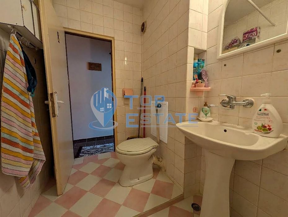 Продава се Двустаен апартамент в София, Надежда 2 - 42 кв.м за 3096 €/кв.м - Снимка #8