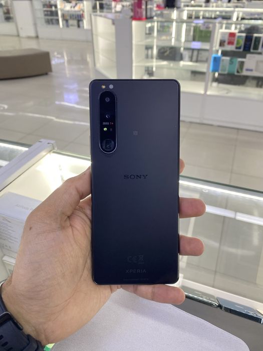 Продам Sony Xperia 1 Mark 3