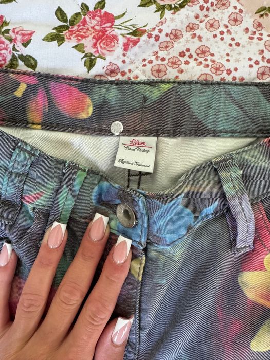 Флорални панталони