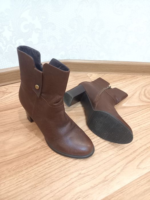 Стильные сапожки (ботинки / ботильоны)