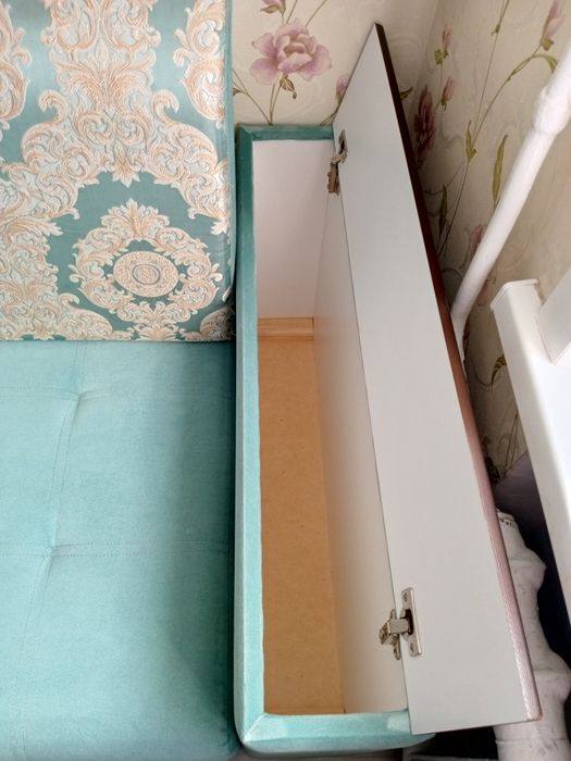 Продам диван 340 длина