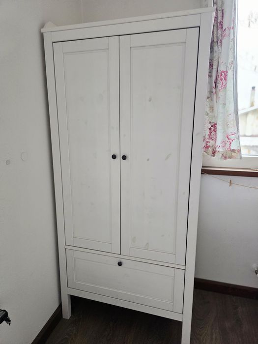 Детски гардероб от масив Ikea