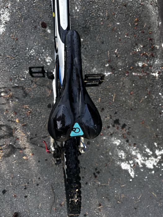 Bicicleta enduro Trek