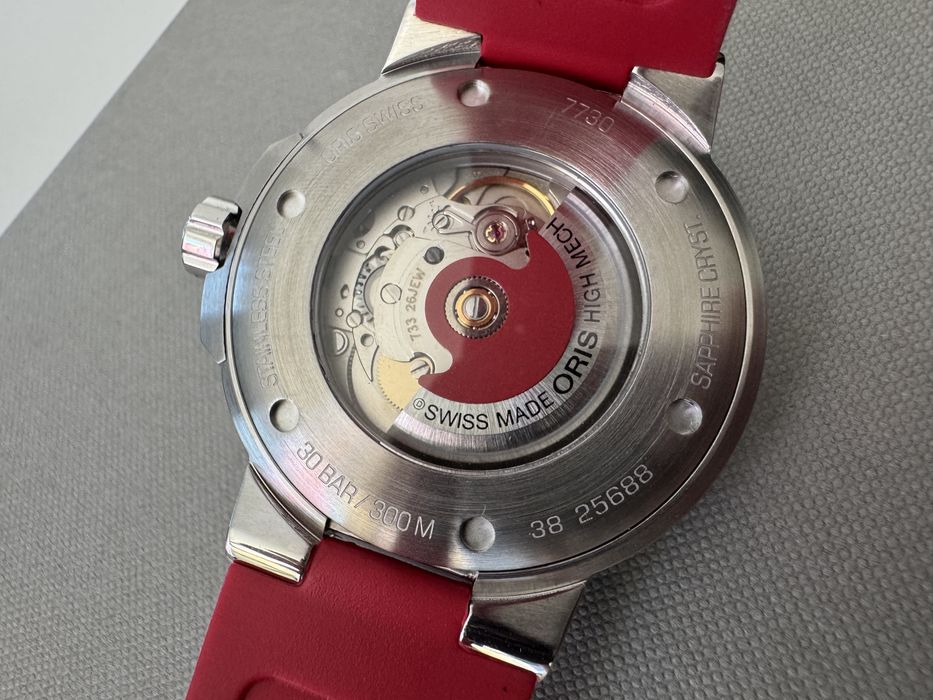 Часовник Oris Aquis 01 733 7730 4153-07 4 24 66EB Swiss Made