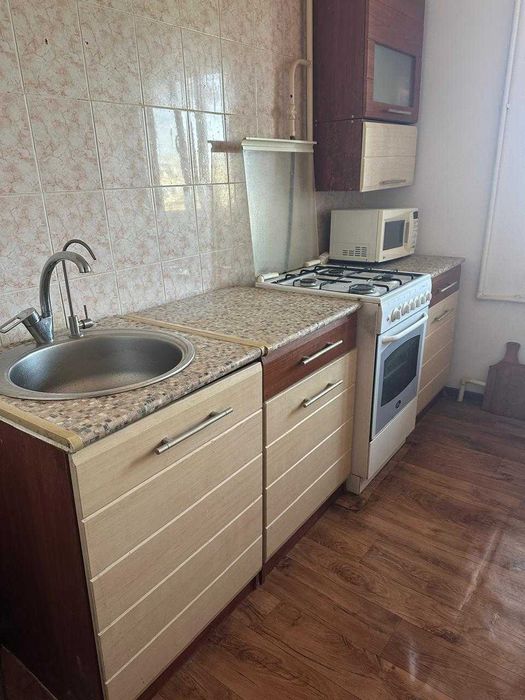 Кухонный гарнитур б/у