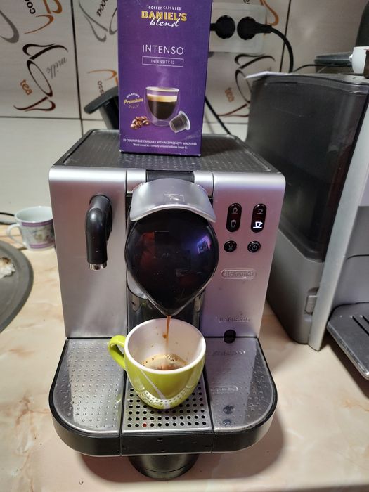 Espressor Delonghi Nespresso EN 660