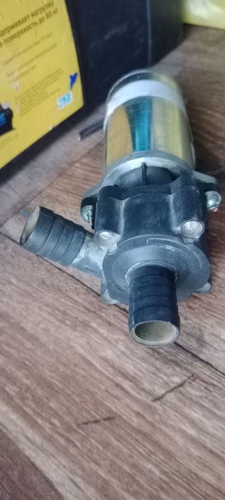 Продам насос помпа