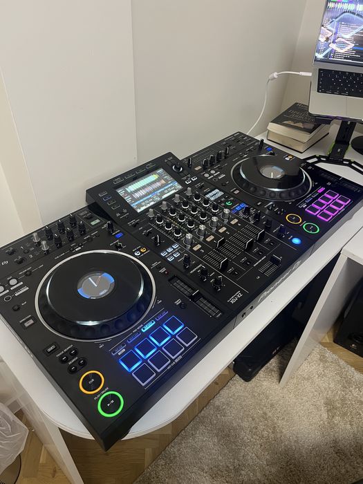 Pionner DJ XDJ-XZ контролер