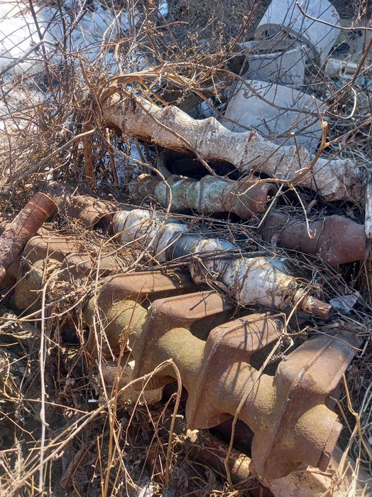 Срочно Продам чугунные батареи