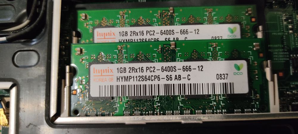 Ноутбук DELL    .