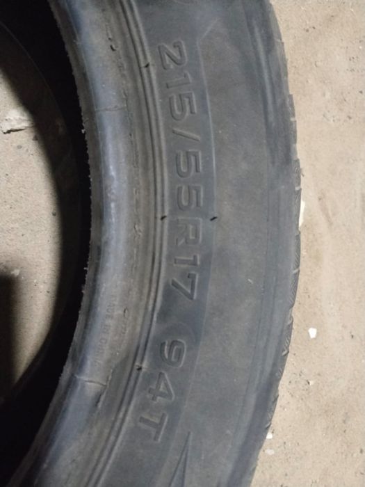 Срочно продам всесезонные шины.