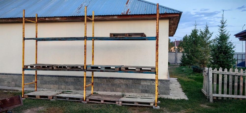 Продам стелажи заводские