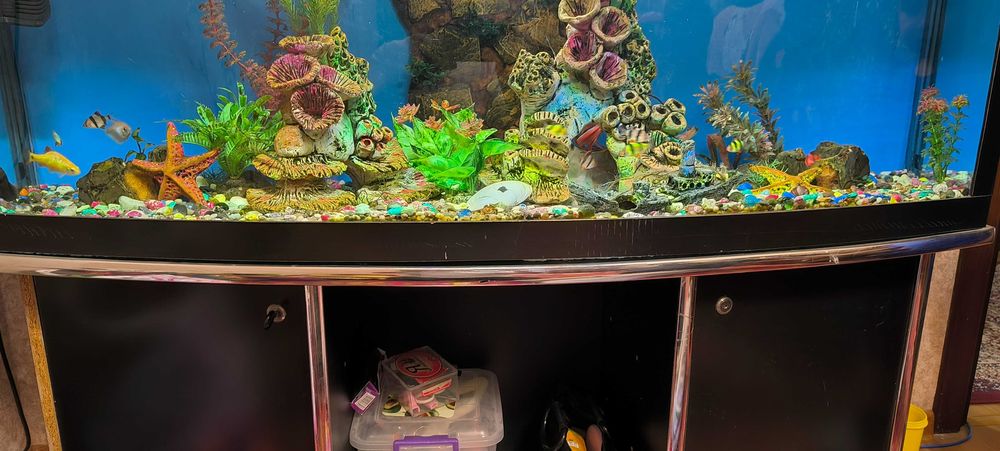 Аквариум 300 литров с подставкой тумбой