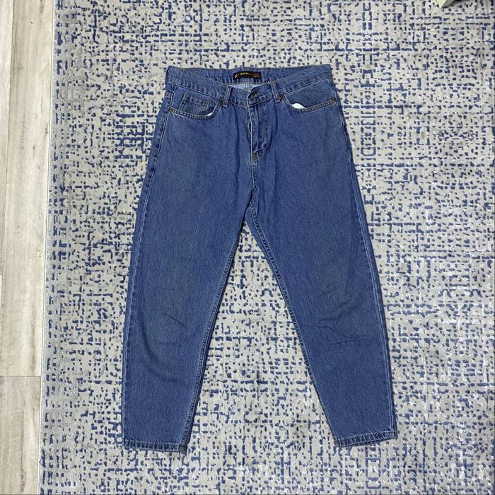 Продам джинсы в 3 расцветках