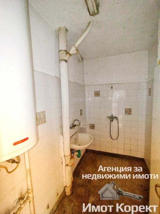 Продава се Четиристаен апартамент в Асеновград - 86 кв.м за 919 €/кв.м - Снимка #7
