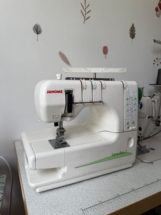 Распошивальная машина janome