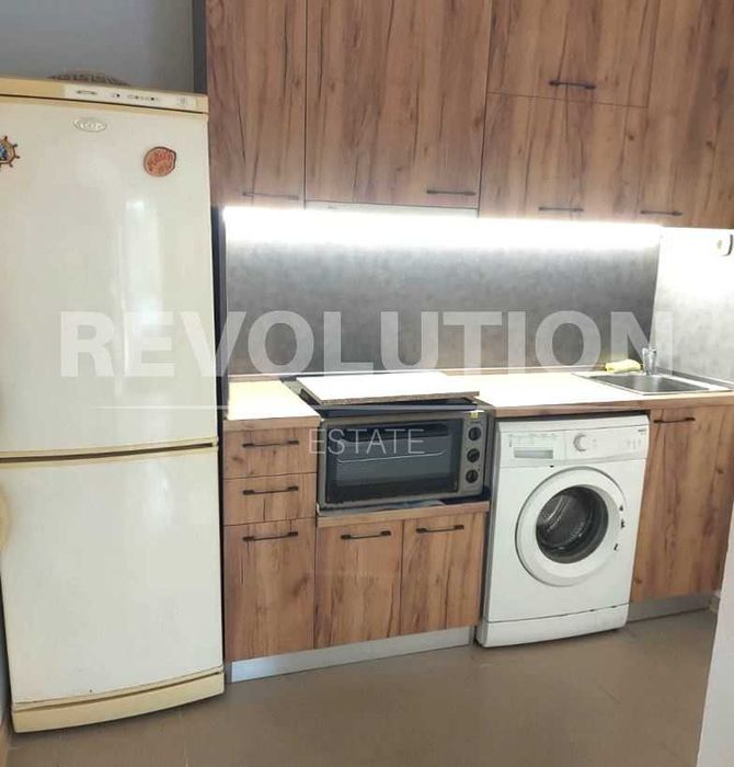 Изгоден двустаен апартамент в Цветен квартал