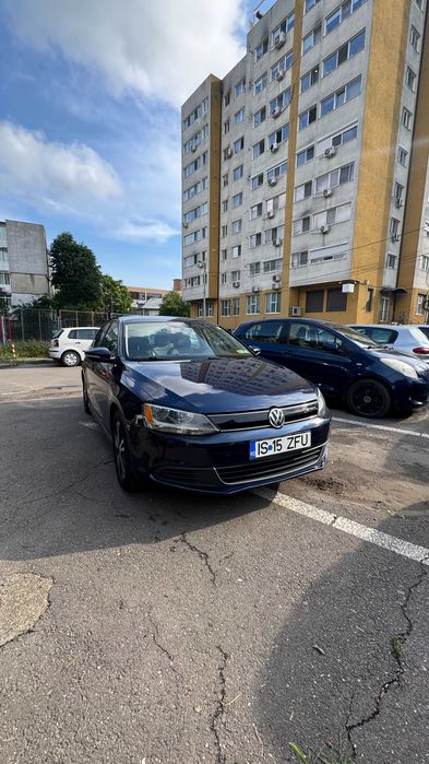 VOLKSWAGEN Jetta 2013 — imagine 4