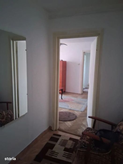 Apartament 2 camere Podu Ros-Cantemir, pozitionare excelenta — fotografia 1