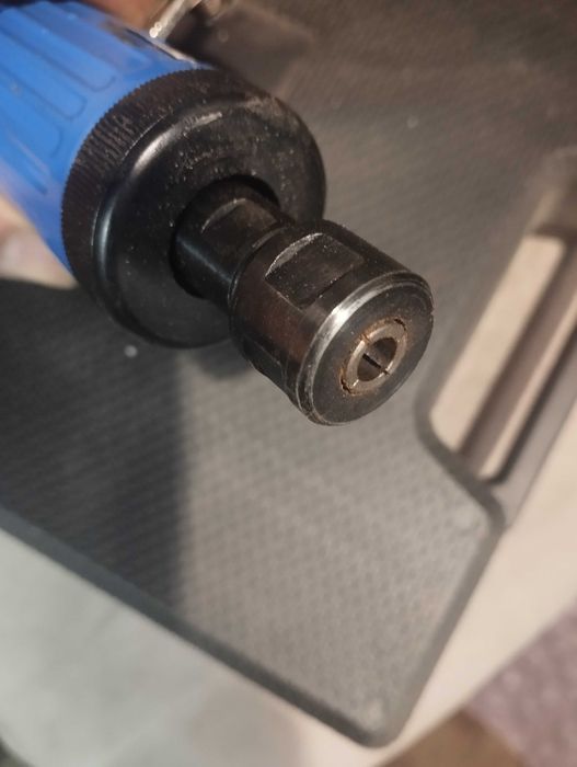Aparat de dlefuit/gsurit pneumatic
