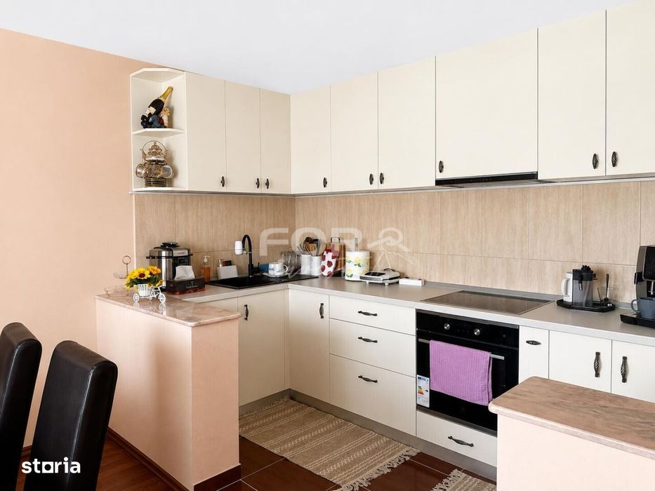 Vilă cu 5 camere, 880mp teren, de vânzare în Oncea Oradea