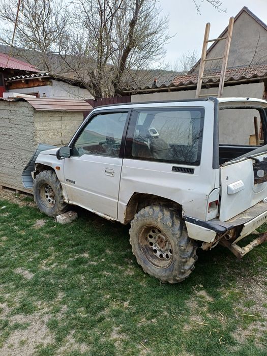 Vând vitara 16...16v