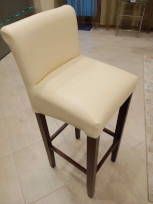 НАМАЛЕНИ! Продавам бар столове