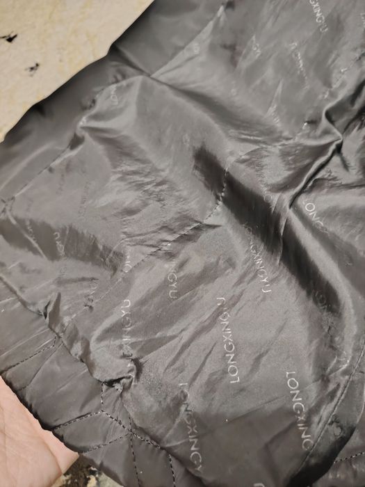 Продам демисезонную куртку