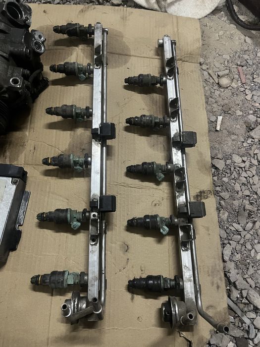 Бмв Е39 запчасти разные
