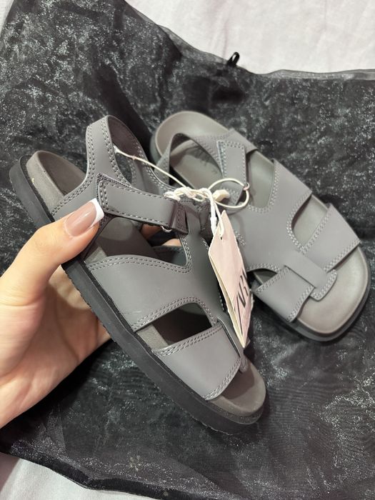 Басаножки от бренда Zara