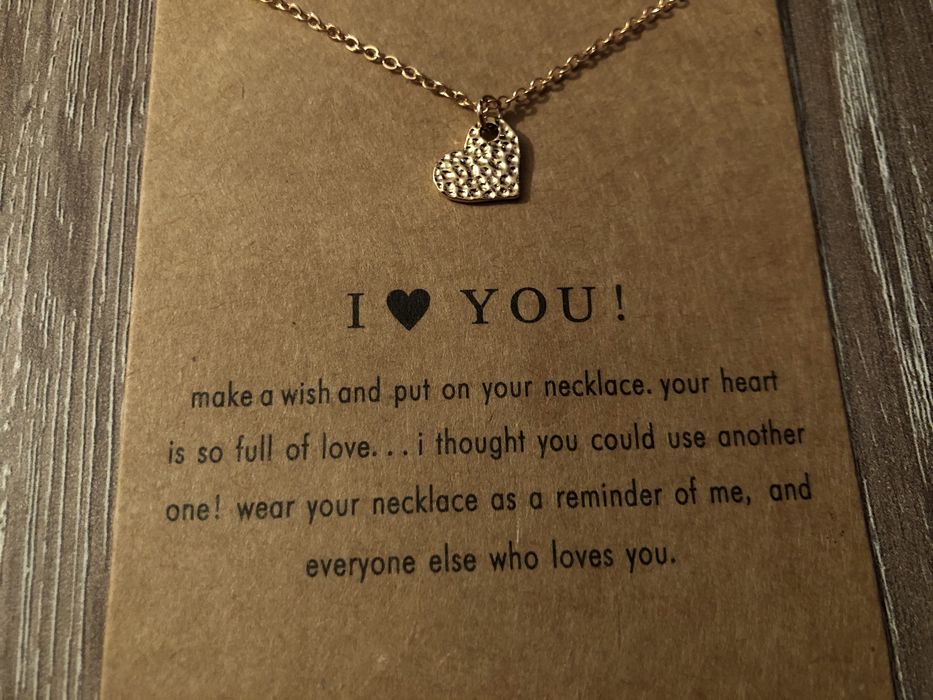 Колие сърце с послание