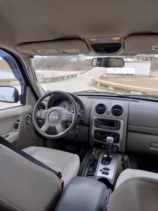 Jeep Cherokee limited edition