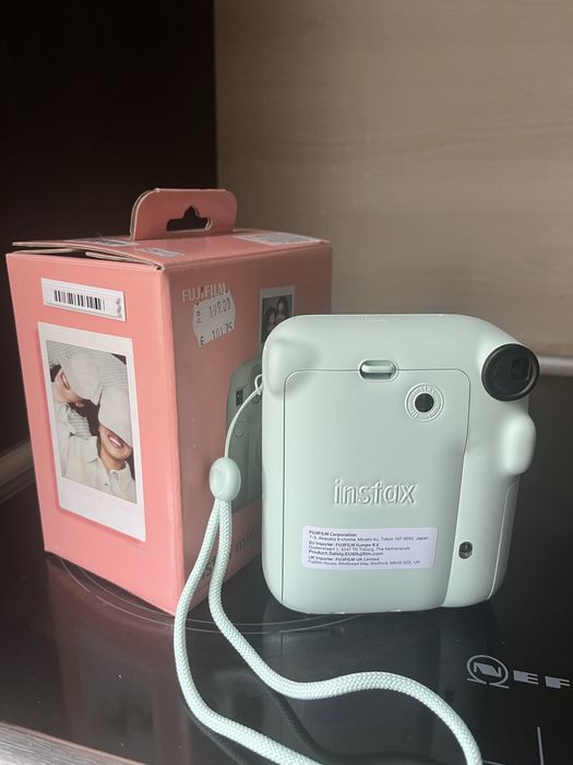 FUJI FILM INSTAX MINI 12 MINT GREEN