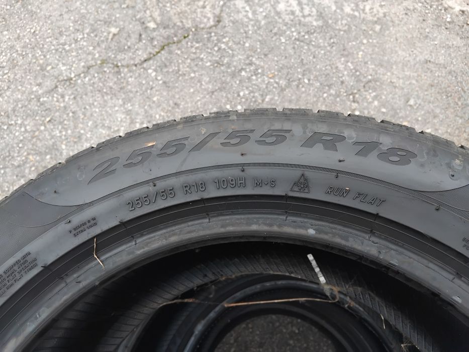 Гуми 255 55 18 Пирели Pirelli 4 броя - нов внос.Не са нови! Посочената цена е за един брой гума. Без коментар на цената.43 години опит в бранша.